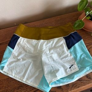 Brooks - Chaser 5in Shorts